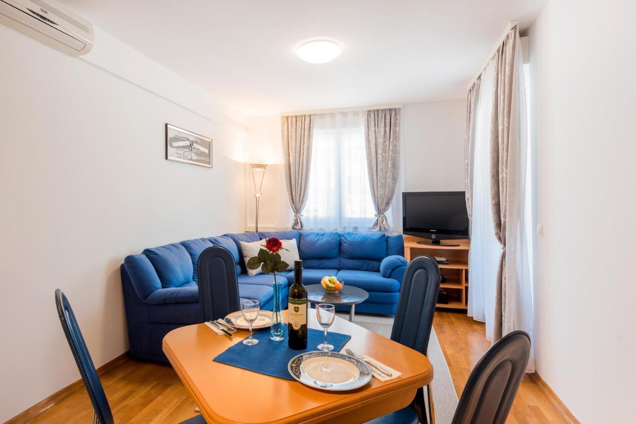 Blue Lagoon Apartament *